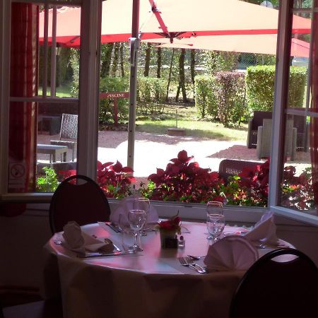 Le Chalet De La Foret Hotel 3 Etoiles Et Restaurant Vierzon Luaran gambar