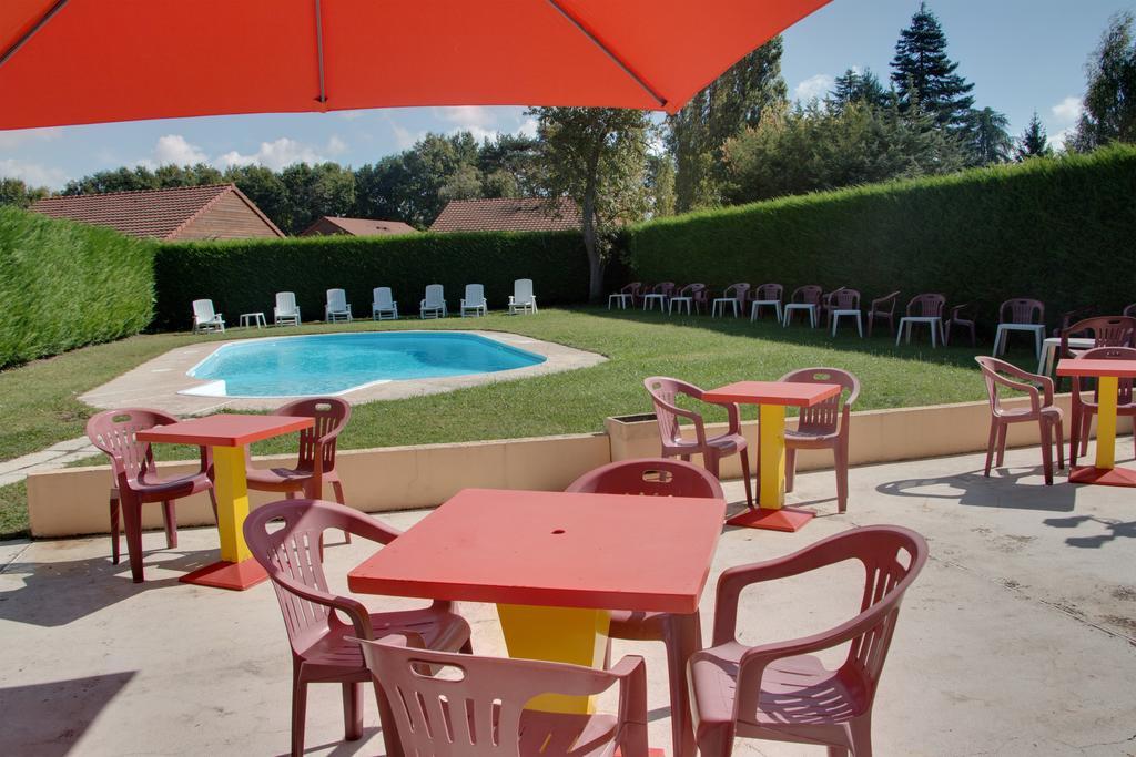 Le Chalet De La Foret Hotel 3 Etoiles Et Restaurant Vierzon Luaran gambar