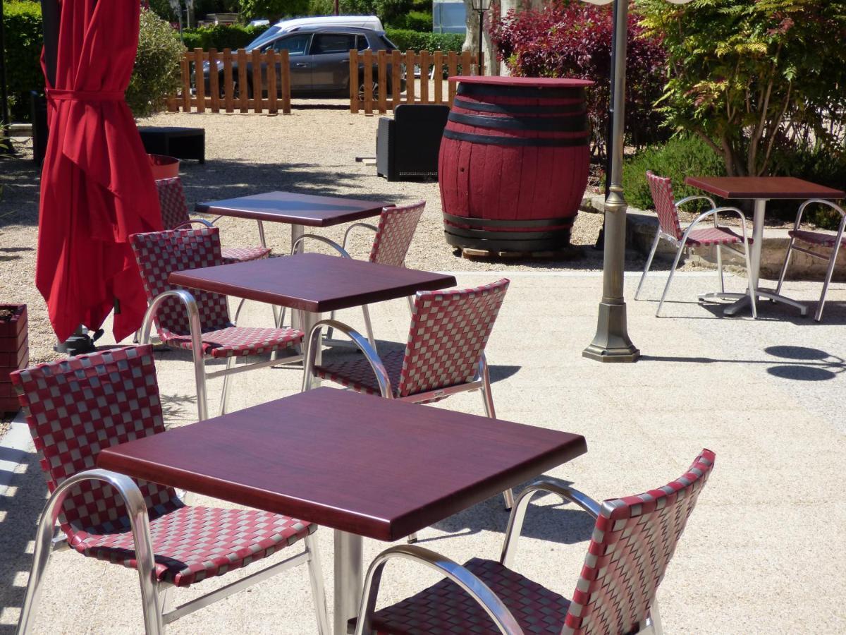Le Chalet De La Foret Hotel 3 Etoiles Et Restaurant Vierzon Luaran gambar