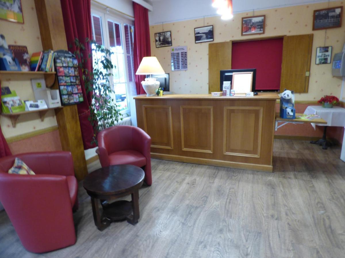 Le Chalet De La Foret Hotel 3 Etoiles Et Restaurant Vierzon Luaran gambar