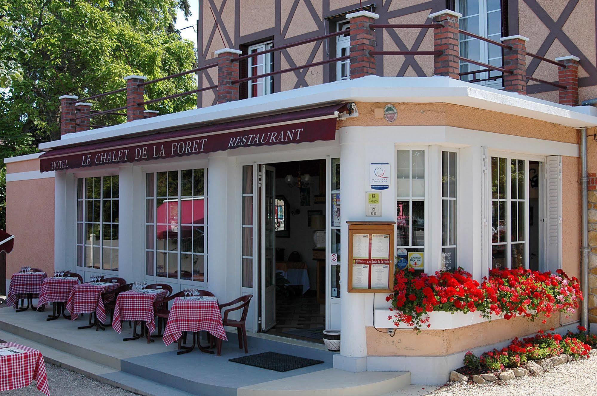 Le Chalet De La Foret Hotel 3 Etoiles Et Restaurant Vierzon Luaran gambar