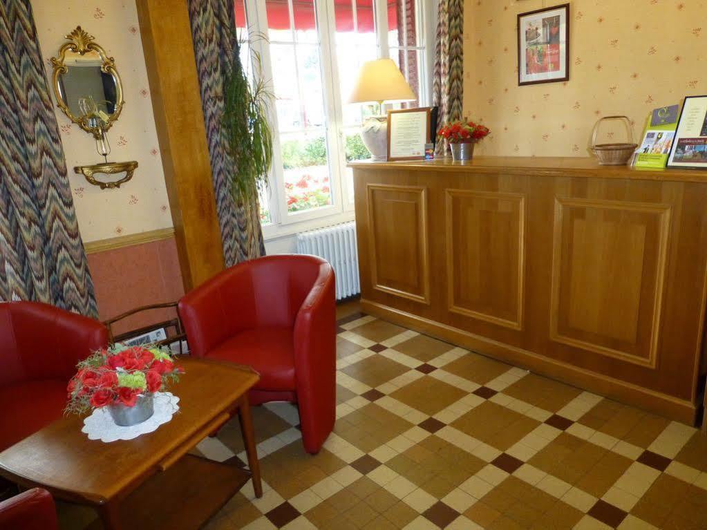 Le Chalet De La Foret Hotel 3 Etoiles Et Restaurant Vierzon Luaran gambar